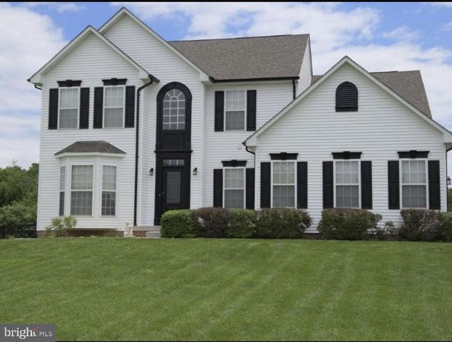 118 CARRIAGE DR, Harpers Ferry, WV 25425