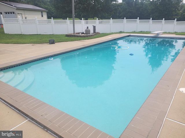 13301 OLDE OAK DR, Charlotte Hall, MD 20622
