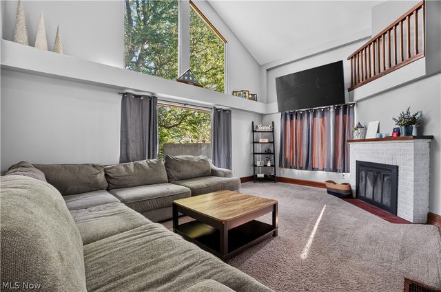 6187 Larkhall Drive, Madison, OH 44057