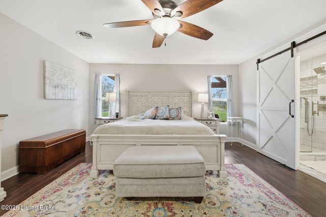 1108 S Beckley Station Rd, Louisville, KY 40245