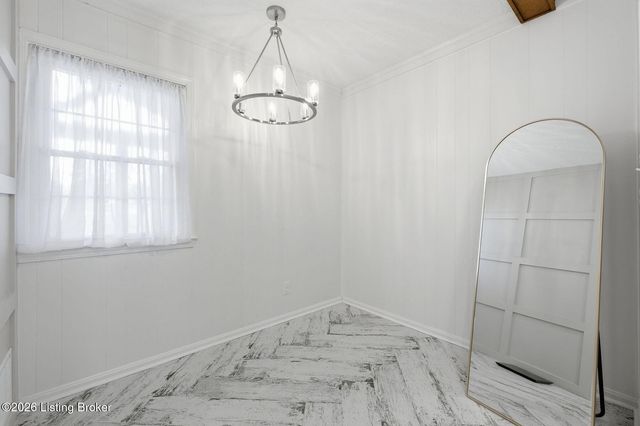 1108 S Beckley Station Rd, Louisville, KY 40245