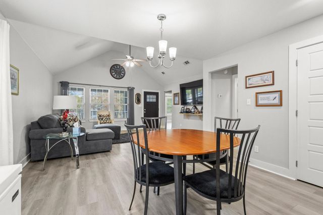 608 E Shepherd Street, Denison, TX 75021