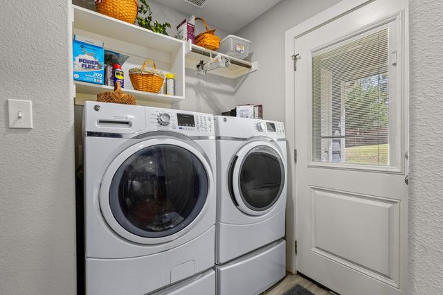 608 E Shepherd Street, Denison, TX 75021