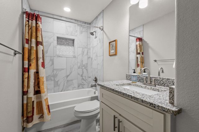 608 E Shepherd Street, Denison, TX 75021