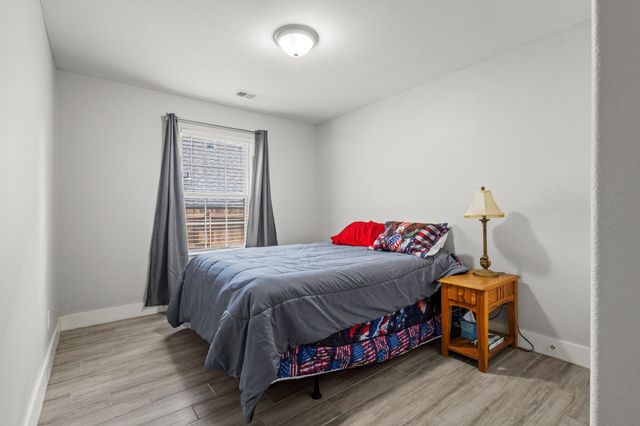608 E Shepherd Street, Denison, TX 75021