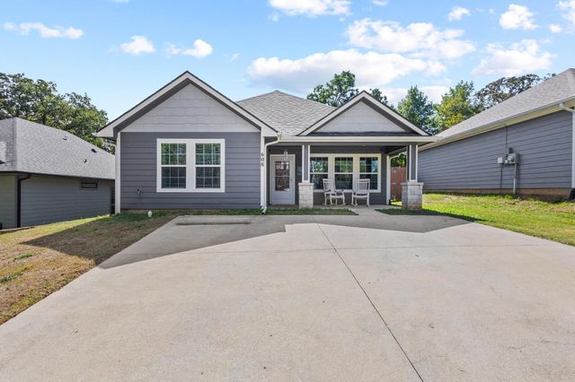 608 E Shepherd Street, Denison, TX 75021