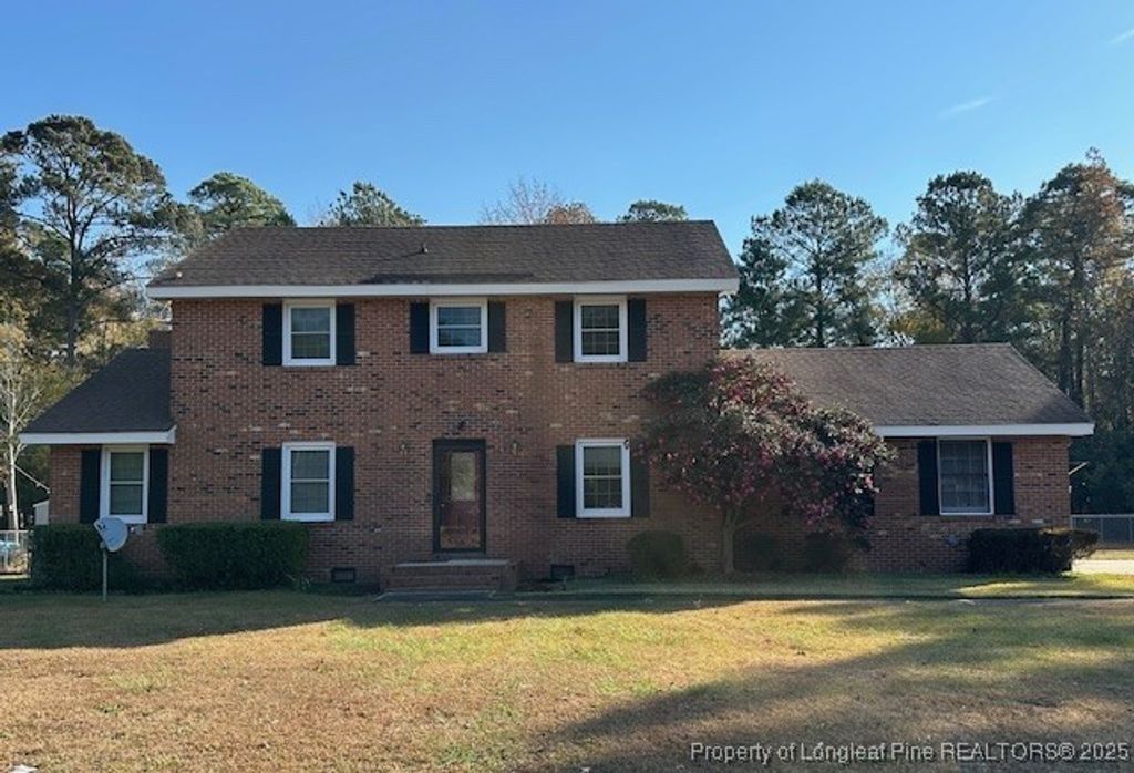 180 Castle Road, Lumberton, NC 28358