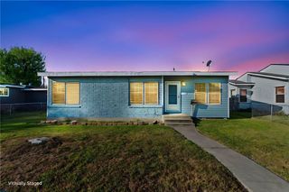 1037 Collingswood Dr, Corpus Christi, TX 78412