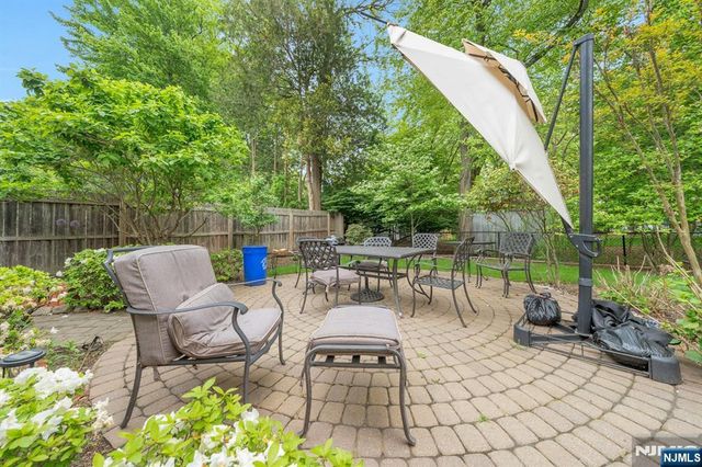 24 Cambridge Road, Tenafly, NJ 07670
