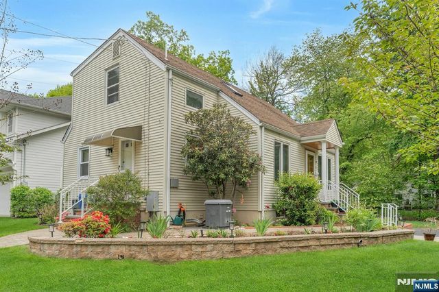 24 Cambridge Road, Tenafly, NJ 07670