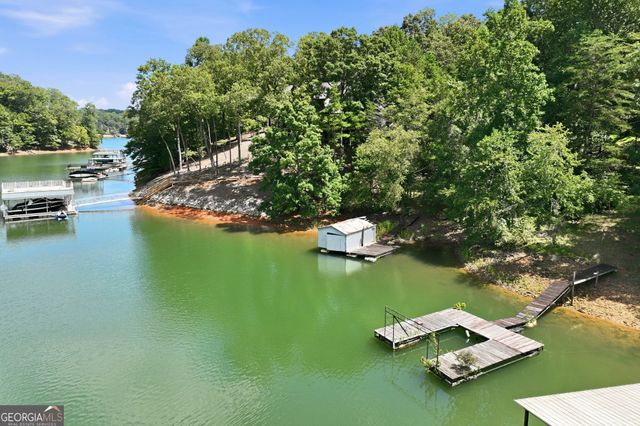 6495 Julian Road, Gainesville, GA 30506