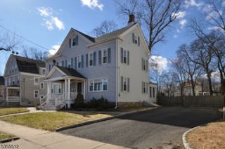38 Summit Ave, Chatham Boro, NJ 07928