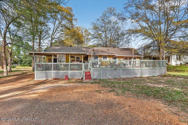 9313 Pigeon Roost Road, Olive Branch, MS 38654
