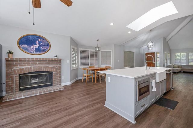 8965 White Star Way, Elk Grove, CA 95758