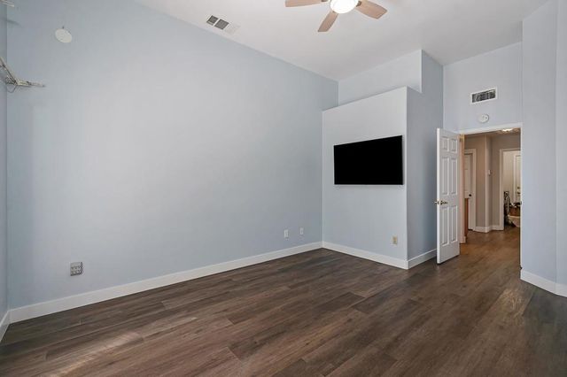 8965 White Star Way, Elk Grove, CA 95758