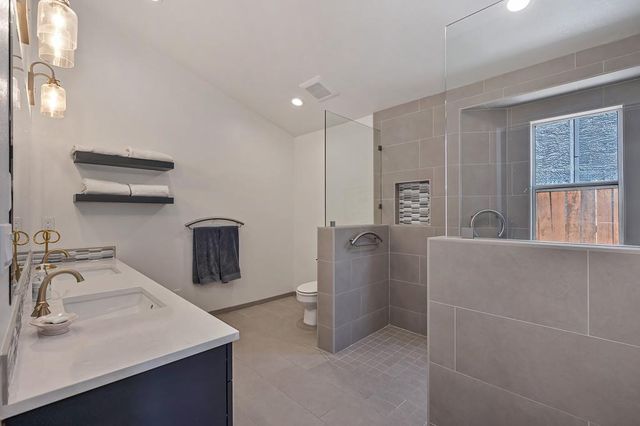 8965 White Star Way, Elk Grove, CA 95758