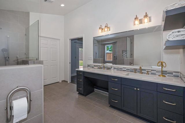 8965 White Star Way, Elk Grove, CA 95758