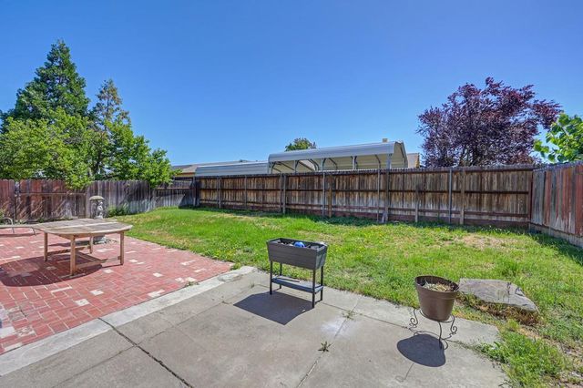 8965 White Star Way, Elk Grove, CA 95758