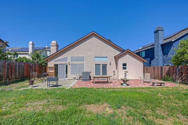 8965 White Star Way, Elk Grove, CA 95758
