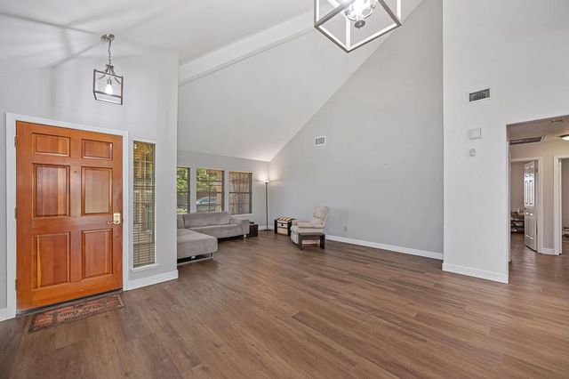 8965 White Star Way, Elk Grove, CA 95758