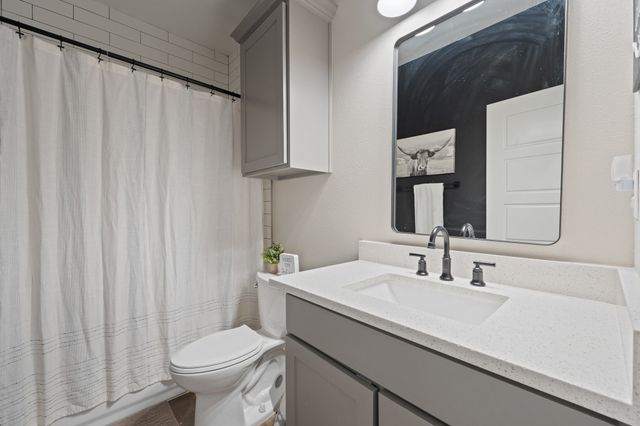 1031 Augustus Court, Rio Vista, TX 76093