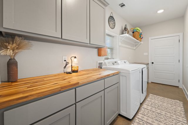 1031 Augustus Court, Rio Vista, TX 76093