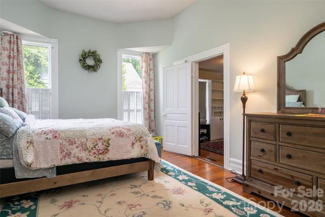 411 W Union Street, Morganton, NC 28655