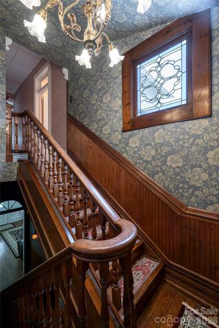 411 W Union Street, Morganton, NC 28655
