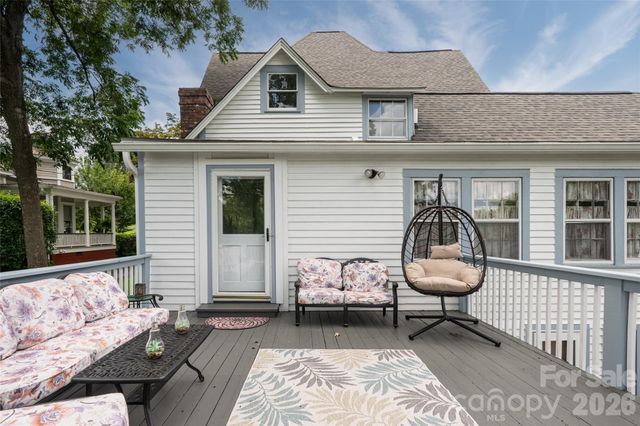411 W Union Street, Morganton, NC 28655