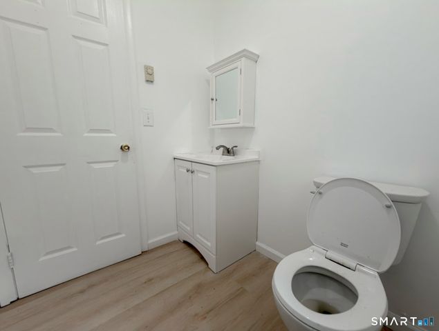 28 Santoro Street, Waterbury, CT 06704