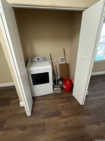 918 Sacramento, San Antonio, TX 78201