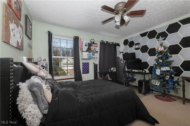 11912 Packets Street NW, Canal Fulton, OH 44614