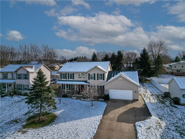 11912 Packets Street NW, Canal Fulton, OH 44614