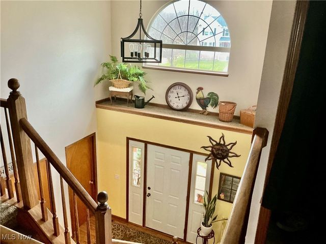 11912 Packets Street NW, Canal Fulton, OH 44614