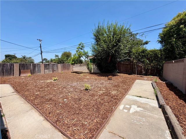 315 E Francis, La Habra, CA 90631
