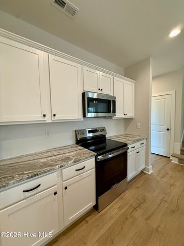 158 Spring Meadows Drive, Aberdeen, NC 28315