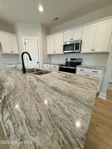 158 Spring Meadows Drive, Aberdeen, NC 28315