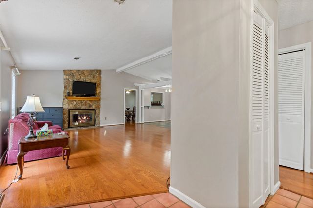 206 Aberdeen Lane, Spartanburg, SC 29307