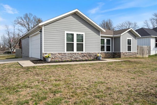 400 S Carter Avenue, Lincoln, AR 72744