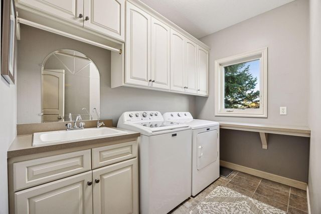 2882 121st Court NE, Blaine, MN 55449