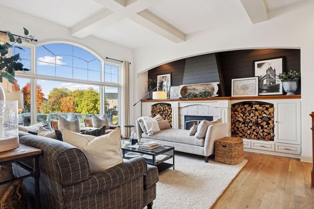 2882 121st Court NE, Blaine, MN 55449