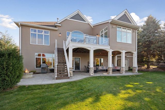 2882 121st Court NE, Blaine, MN 55449