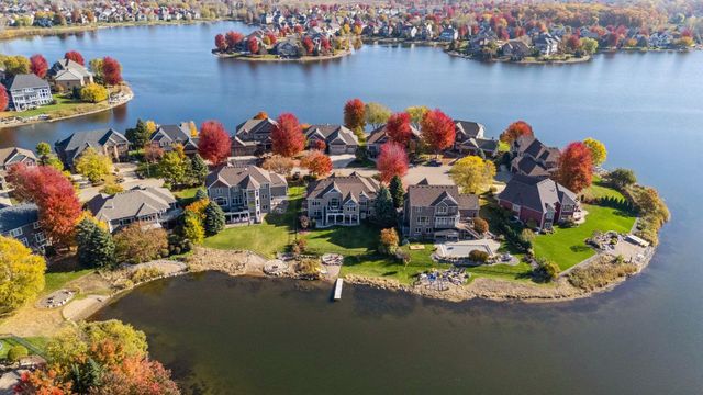 2882 121st Court NE, Blaine, MN 55449