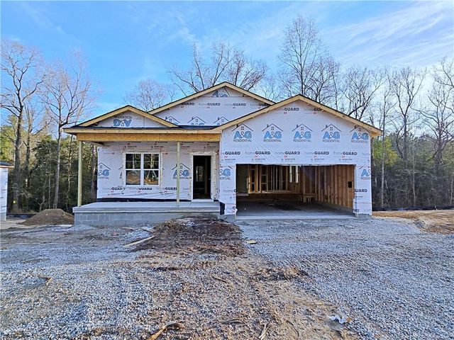 349 Appaloosa Drive, Spring Lake, NC 28390