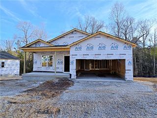 349 Appaloosa Drive, Spring Lake, NC 28390