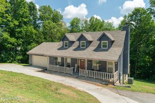 1700 Ridgecrest Drive, Knoxville, TN 37918