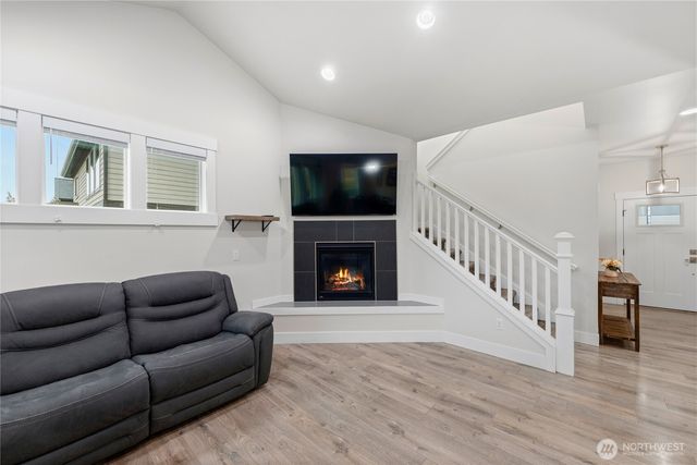 5612 Clearview Drive, Ferndale, WA 98248