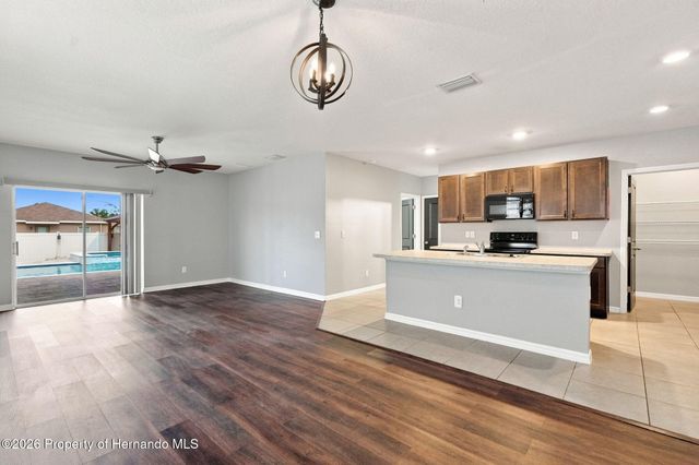 6647 Seaway Drive, Brooksville, FL 34604