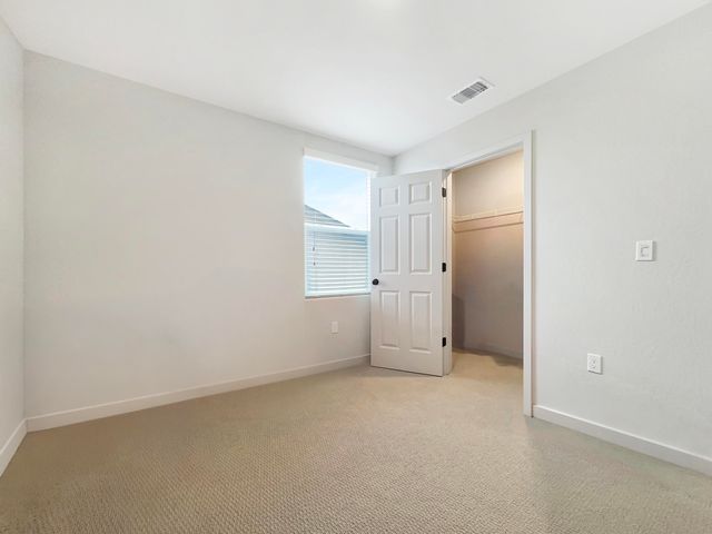 1932 Justice Avenue, Tulare, CA 93274