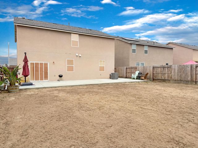 1932 Justice Avenue, Tulare, CA 93274